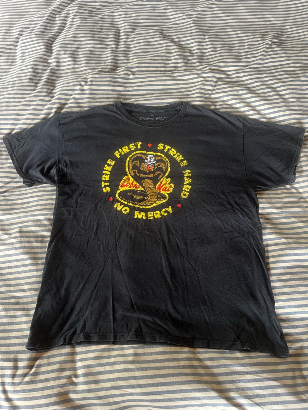 Cobra kai T-shirt size XL